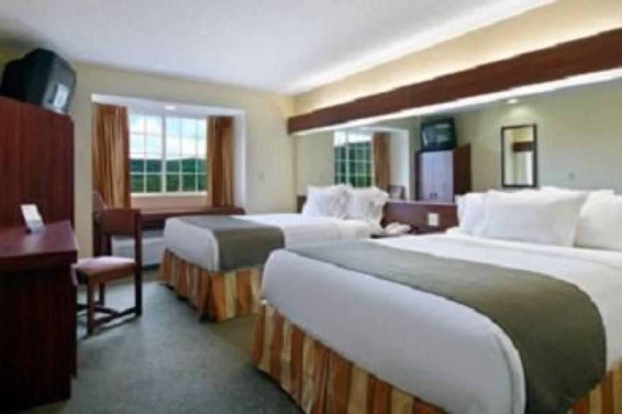 Microtel Inn And Suites Gassaway Extérieur photo